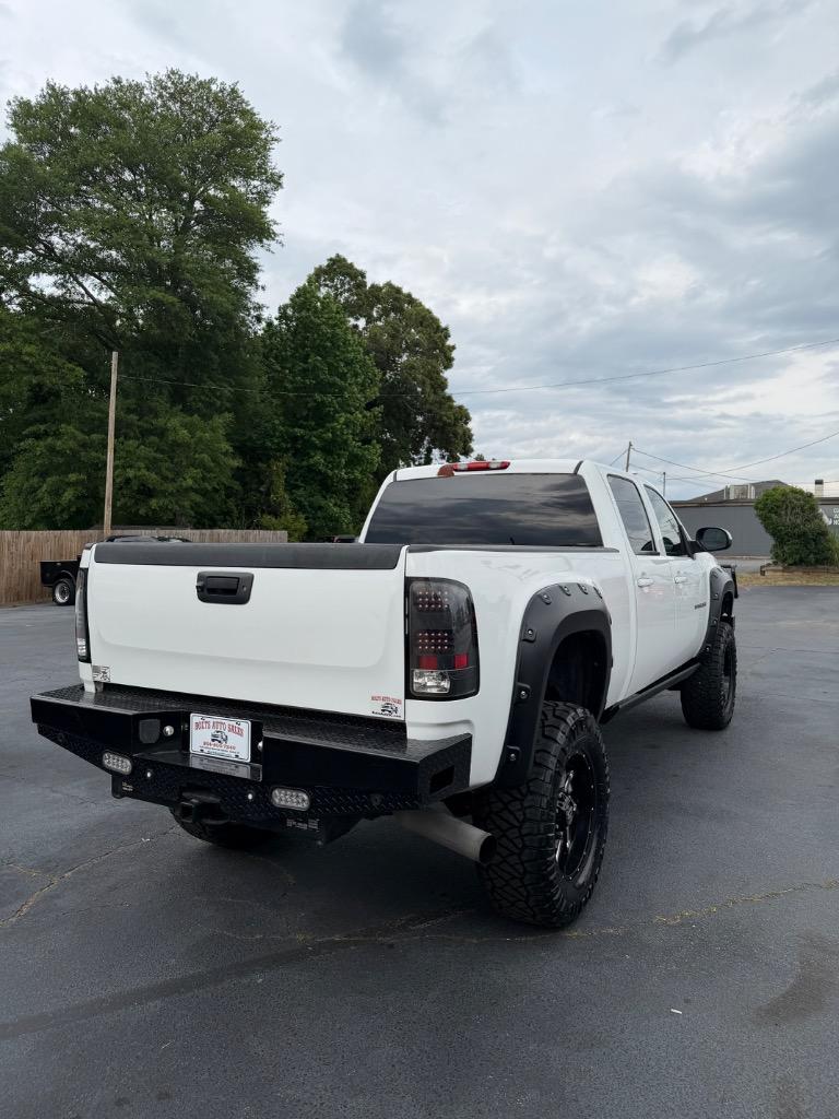 2013 GMC Sierra - $27,990