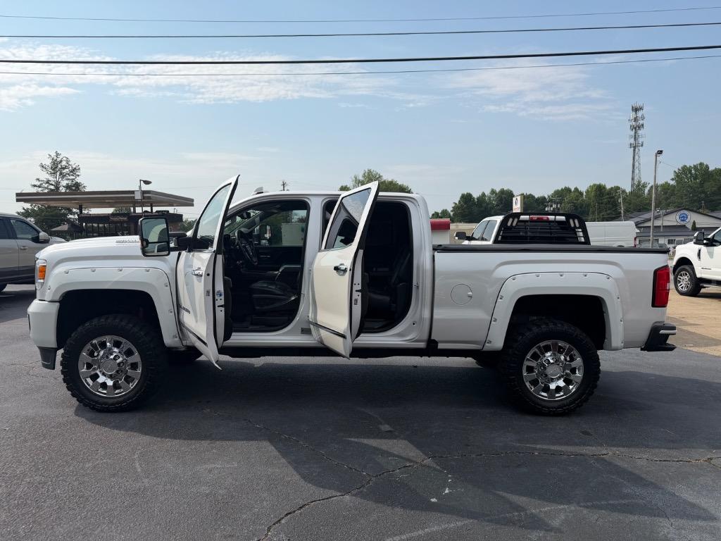 2019 GMC Sierra 2500 - $38,999