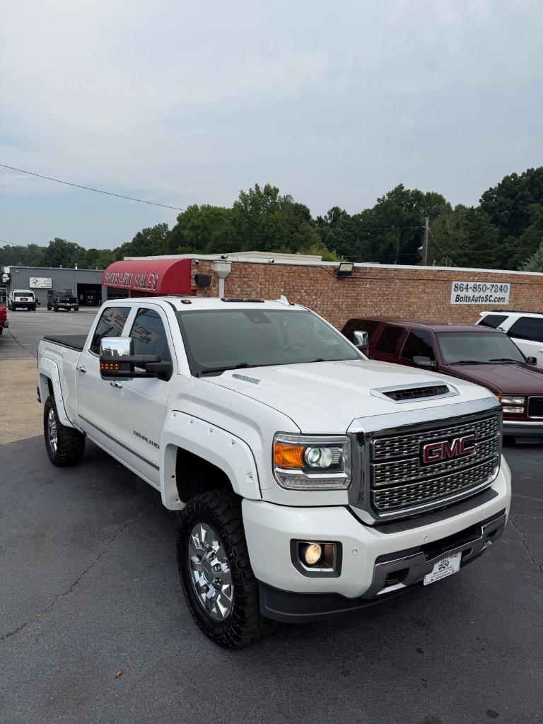 2019 GMC Sierra 2500 - $38,999