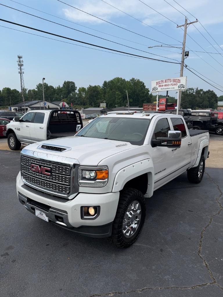 2019 GMC Sierra 2500 - $38,999