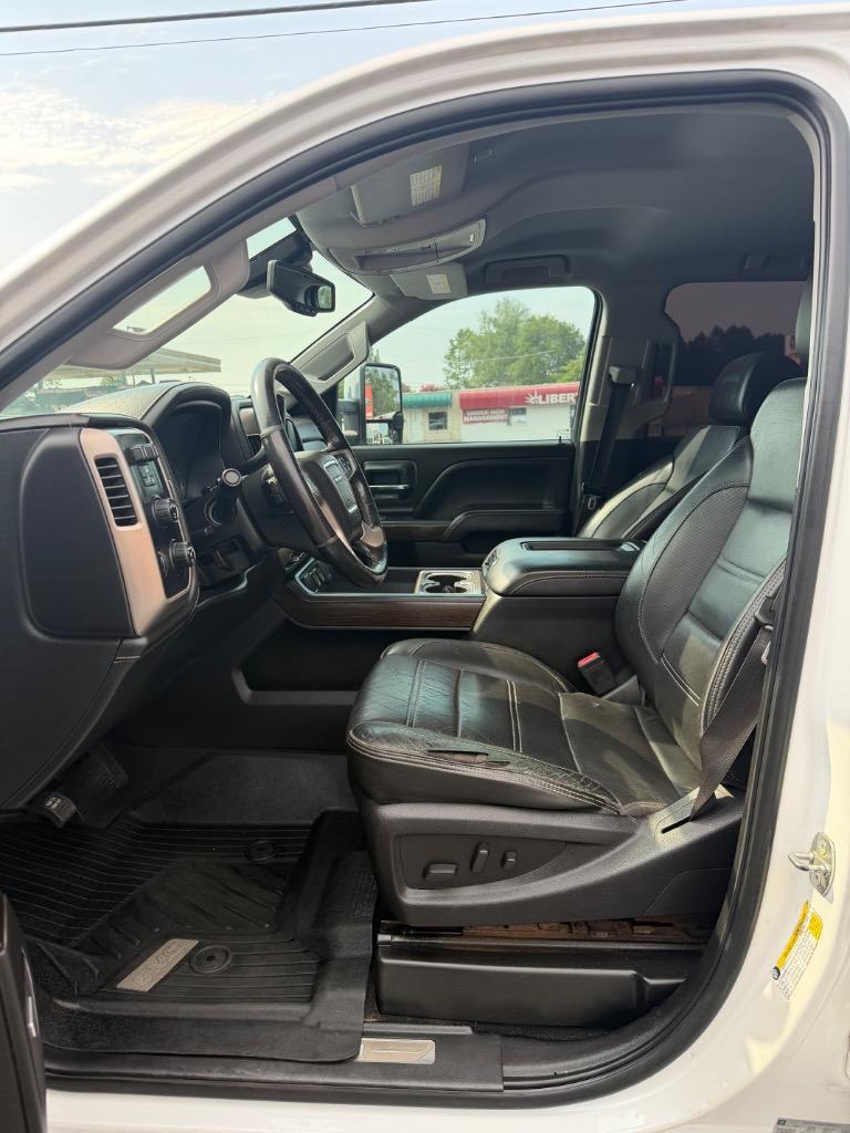 2019 GMC Sierra 2500 - $38,999