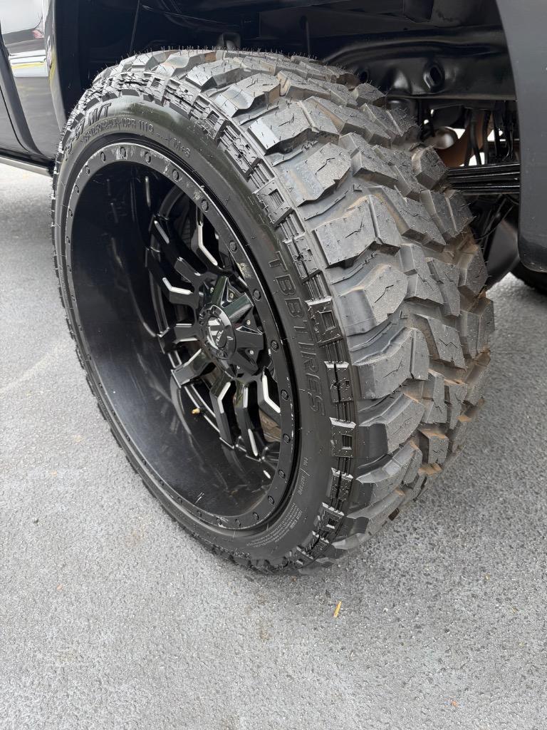 2013 Ford F-150 - $22,900