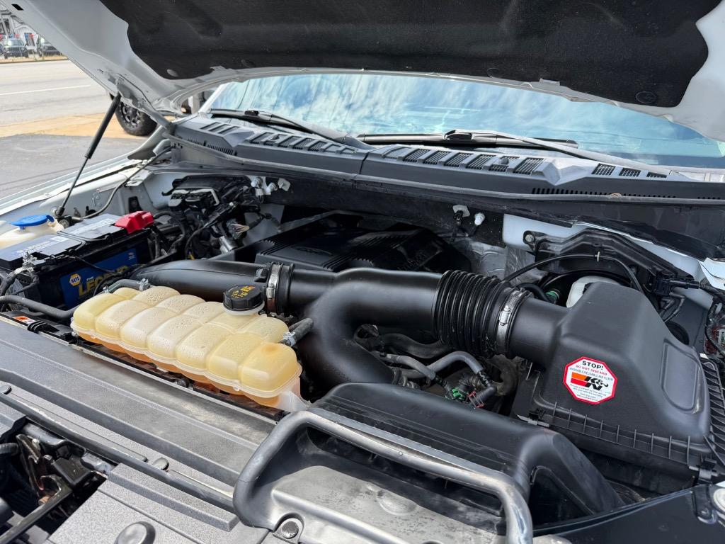 2018 Ford F-150 - $27,900