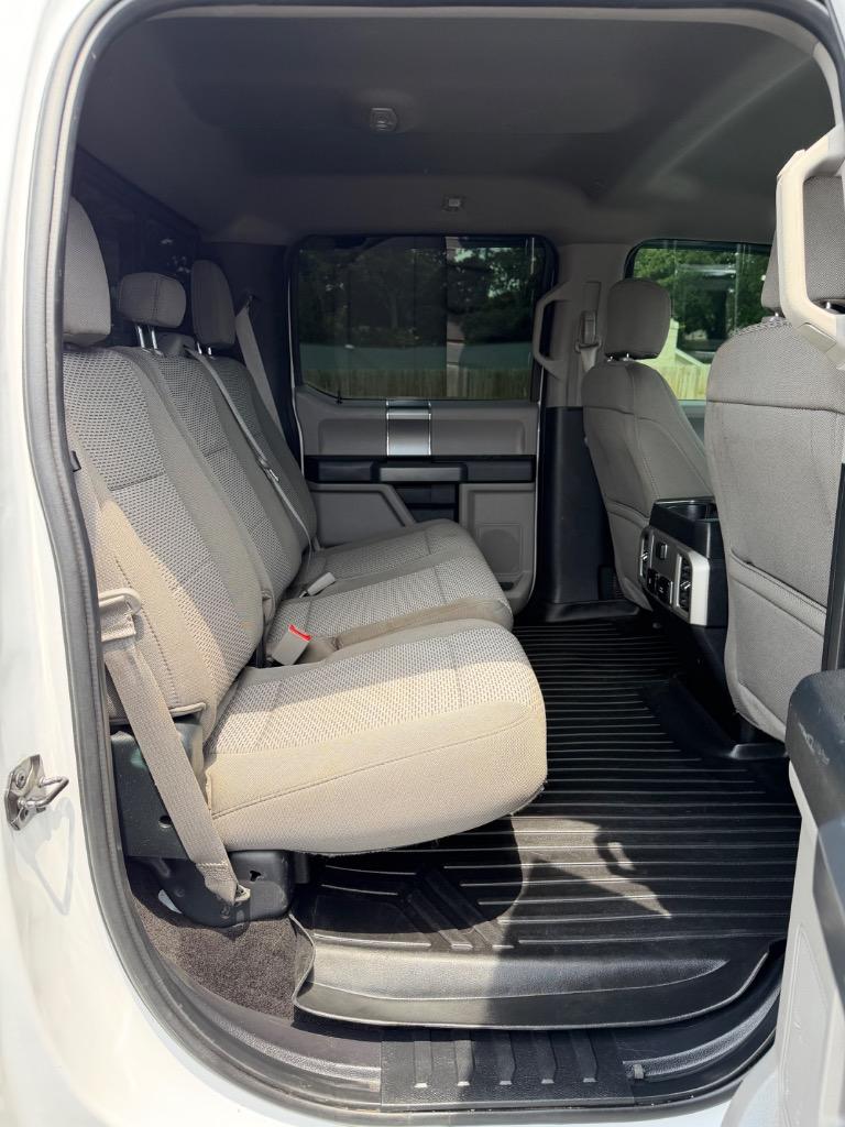 2018 Ford F-150 - $27,900