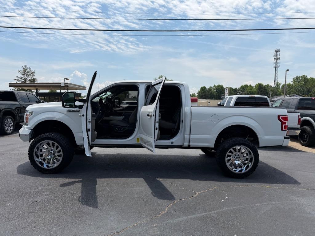 2018 Ford F-150 - $27,900
