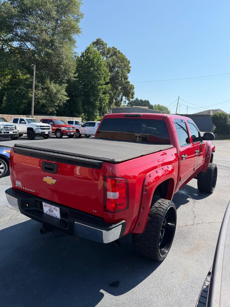 2013 Chevrolet Silverado - $17,990