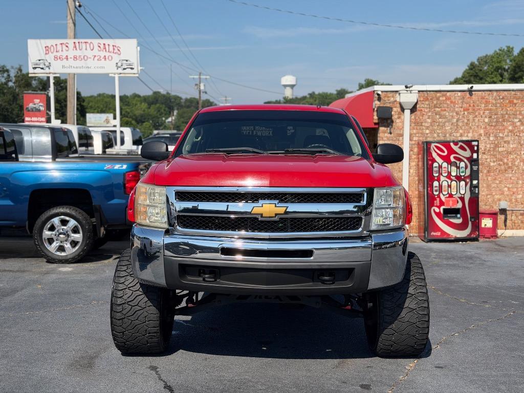 2013 Chevrolet Silverado - $17,990