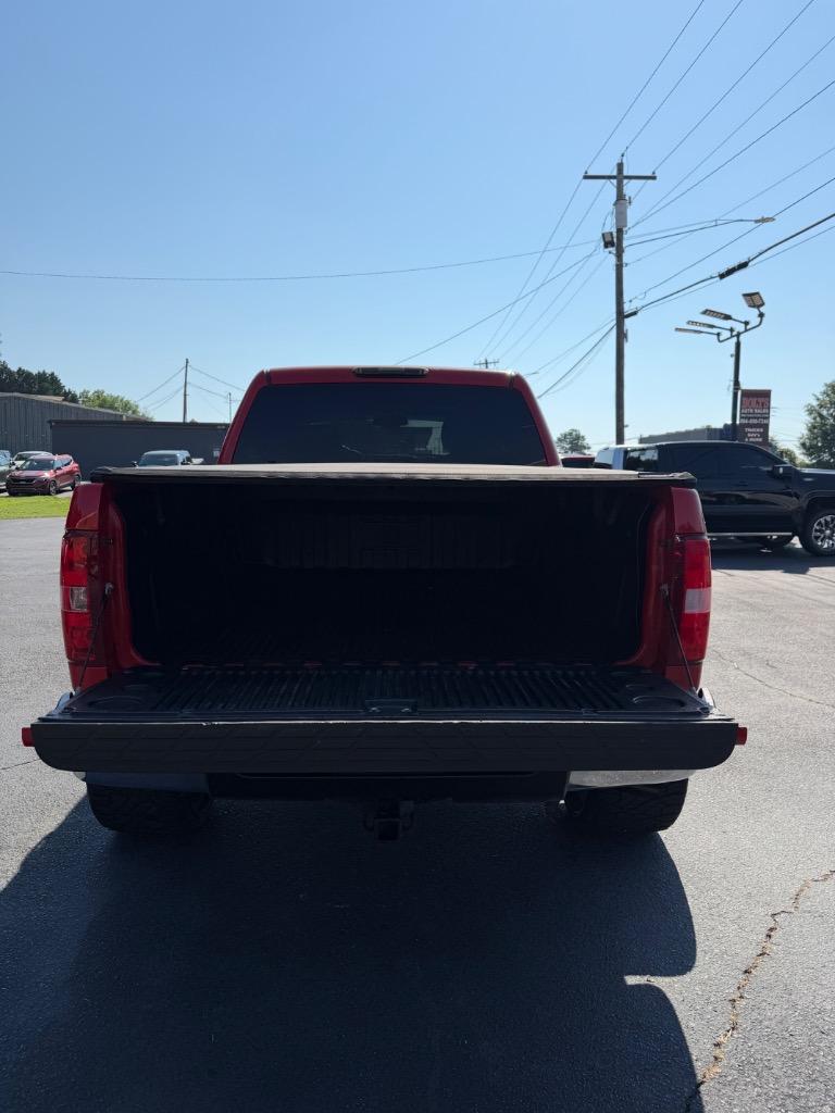 2013 Chevrolet Silverado - $17,990