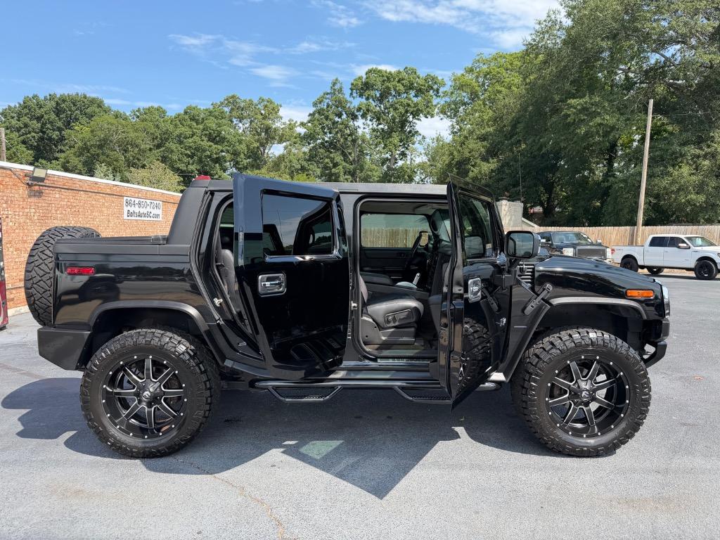 2005 HUMMER H2 - $31,900