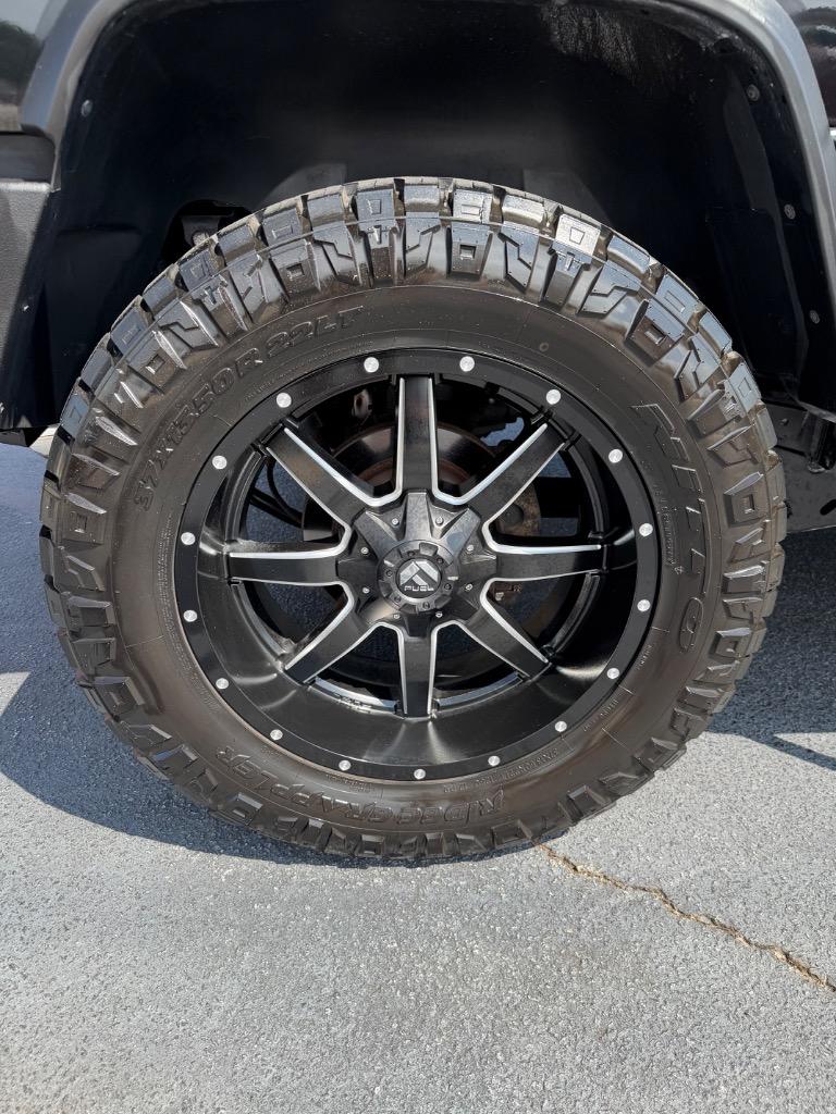 2005 HUMMER H2 - $31,900