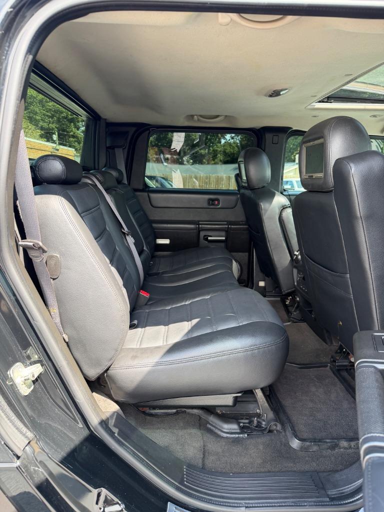 2005 HUMMER H2 - $31,900