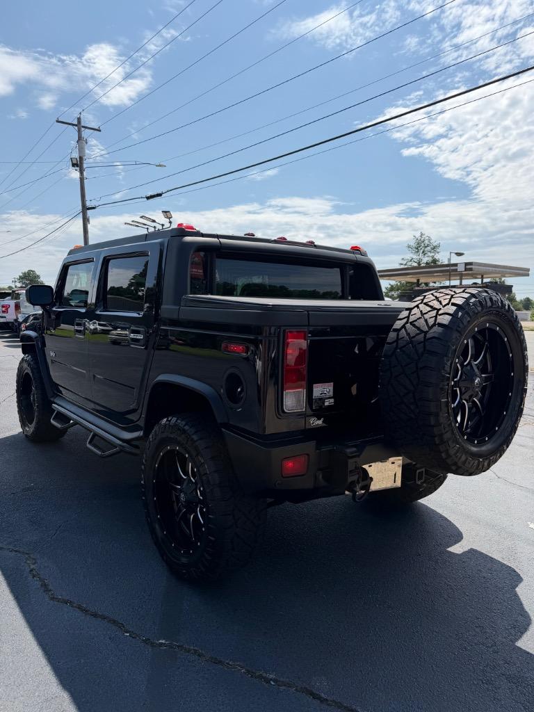 2005 HUMMER H2 - $31,900