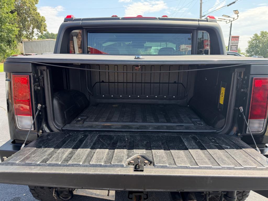 2005 HUMMER H2 - $31,900