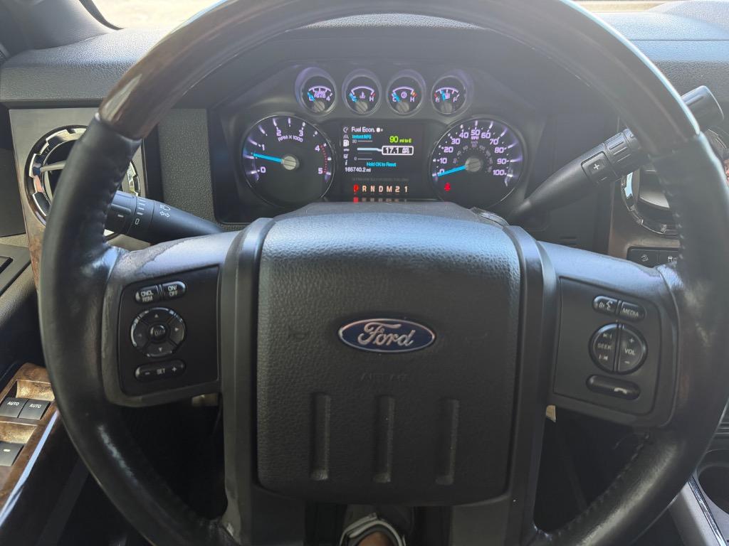 2014 Ford F-250 - $33,499