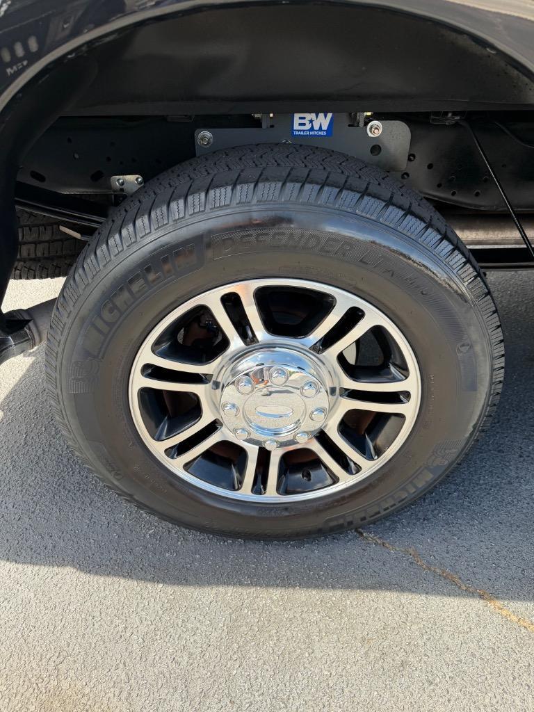 2014 Ford F-250 - $33,499