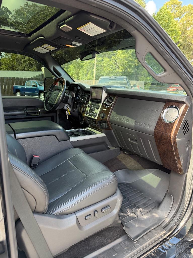 2014 Ford F-250 - $33,499