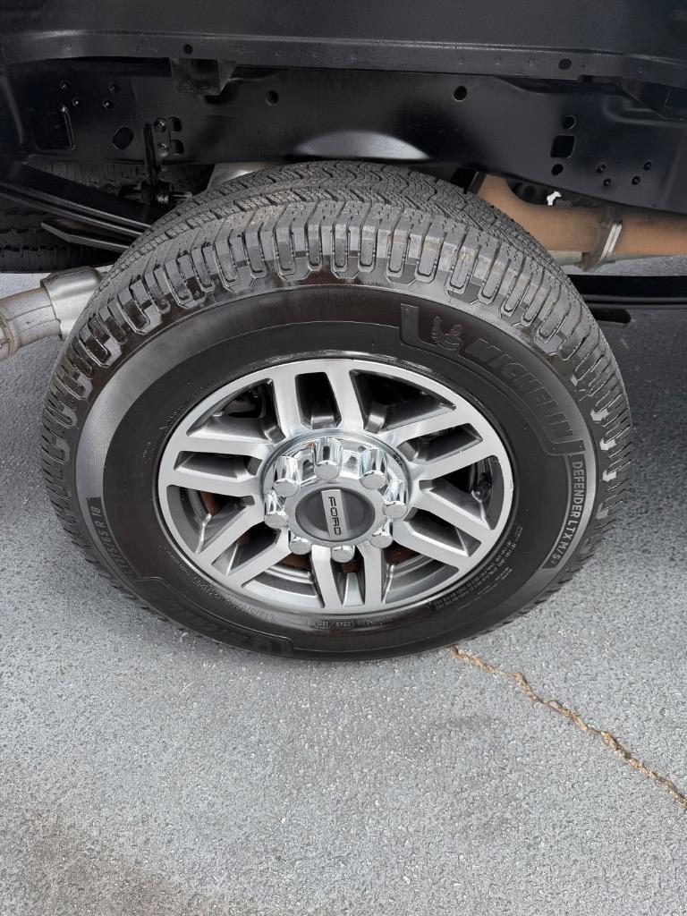 2019 Ford F250 - $29,990