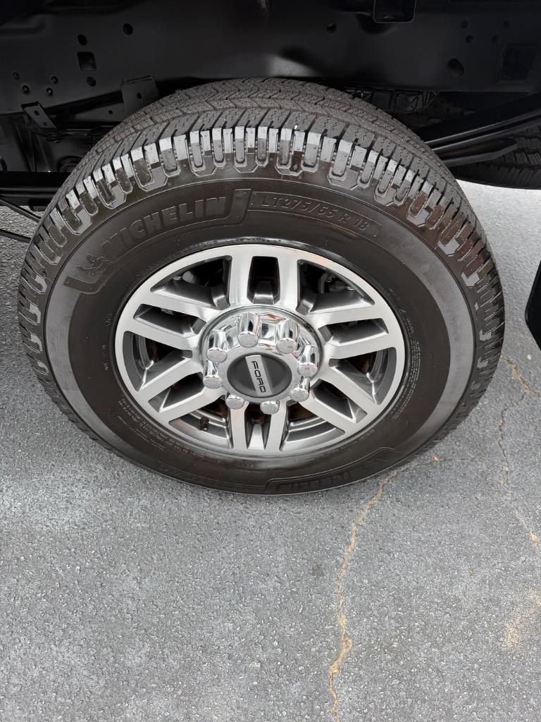 2019 Ford F250 - $29,990