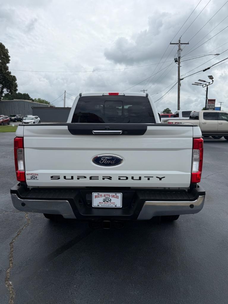 2019 Ford F250 - $29,990