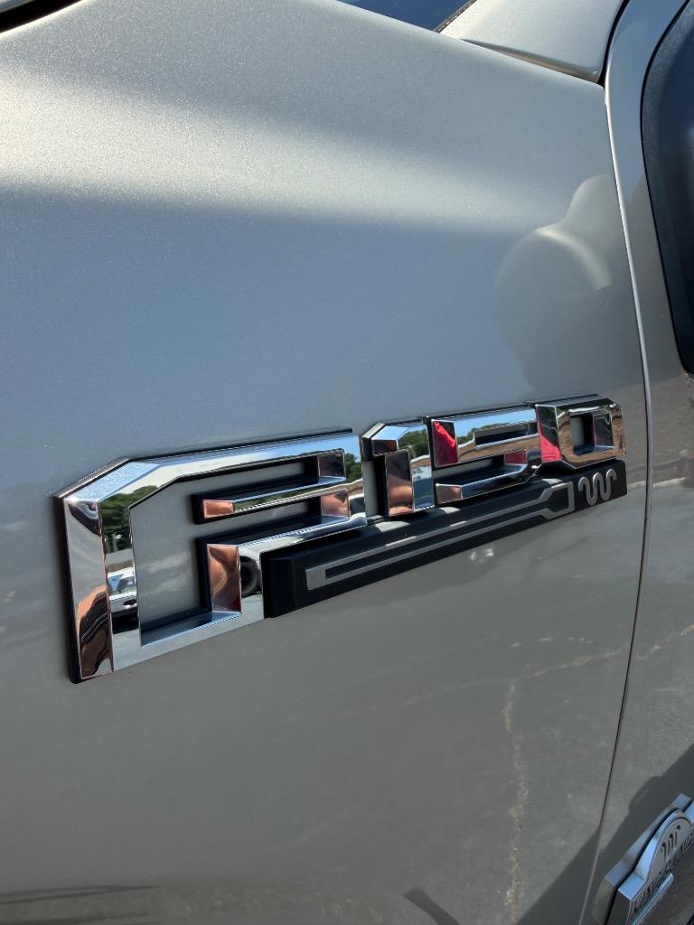 2017 Ford F-150 - $28,999