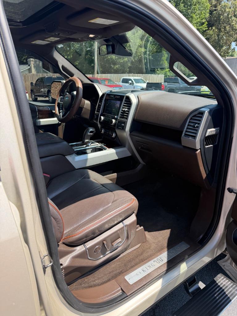 2017 Ford F-150 - $28,999