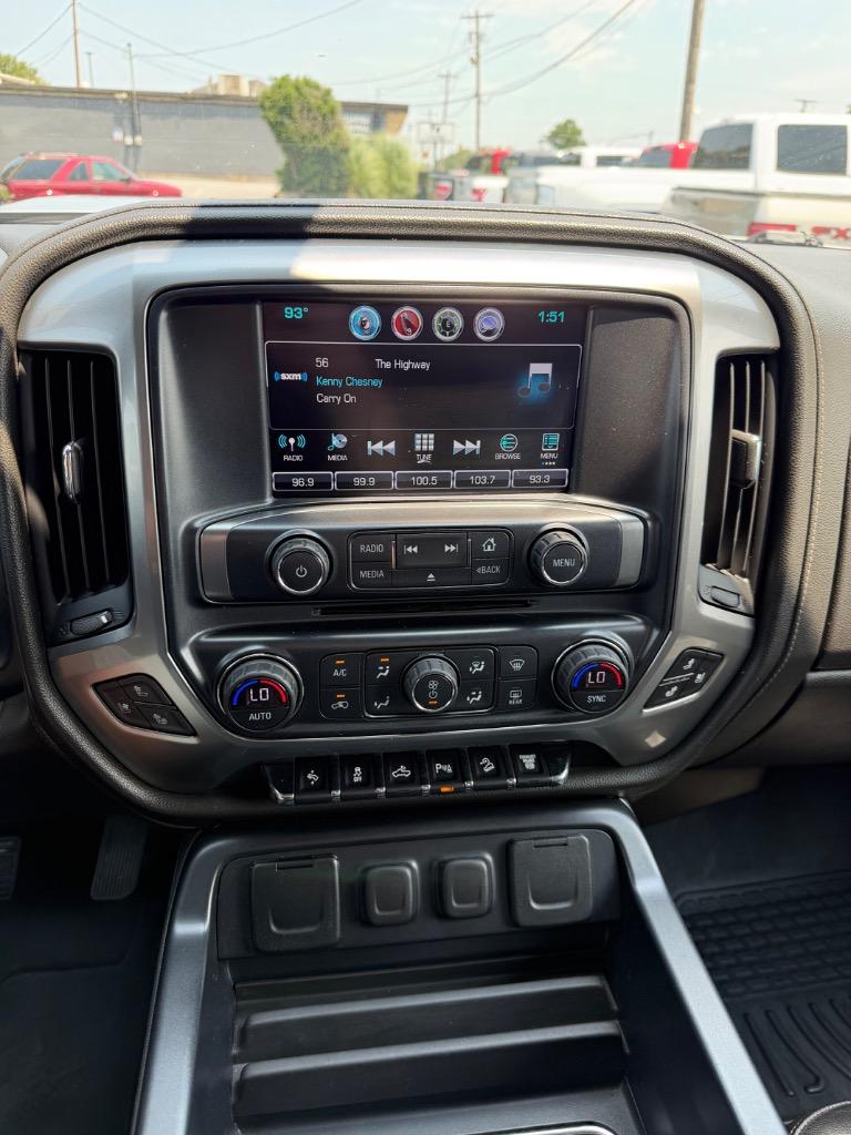 2017 Chevrolet Silverado - $28,999