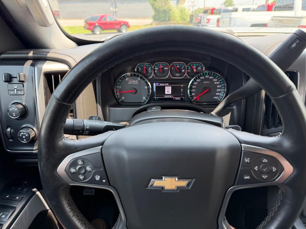 2017 Chevrolet Silverado - $28,999