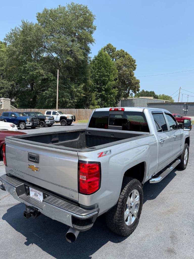2017 Chevrolet Silverado - $28,999
