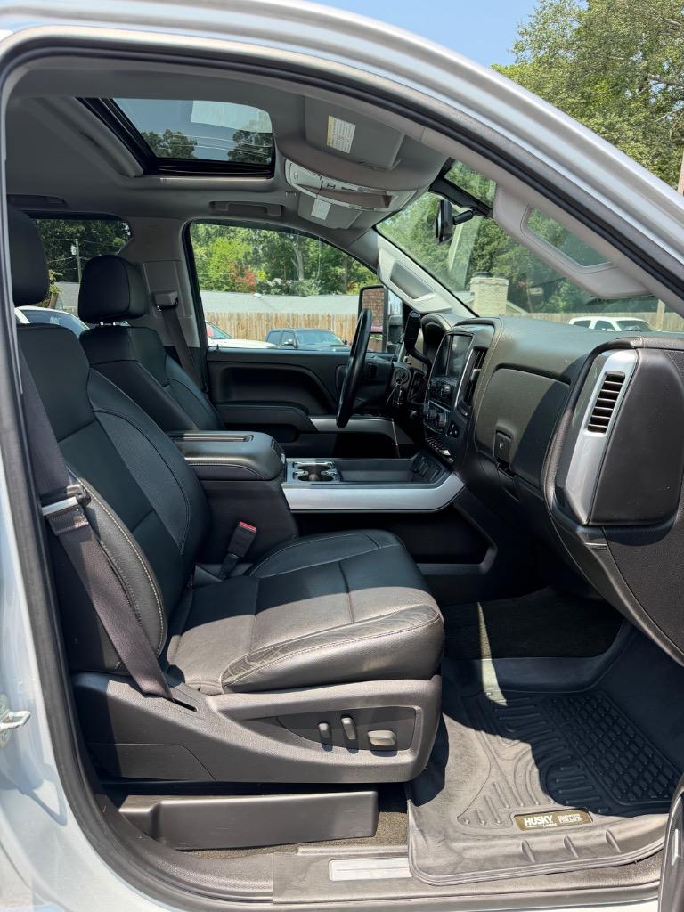 2017 Chevrolet Silverado - $28,999