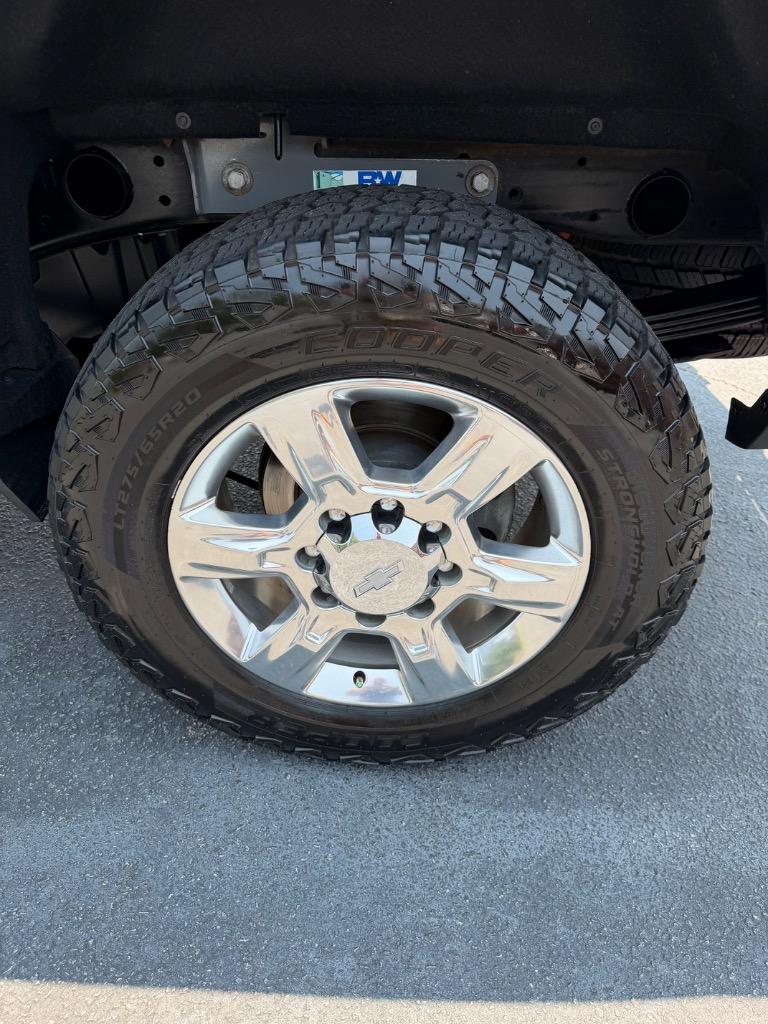2017 Chevrolet Silverado - $28,999