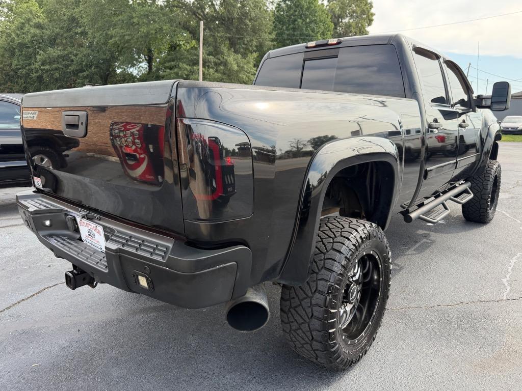 2007 Chevrolet Silverado - $18,999