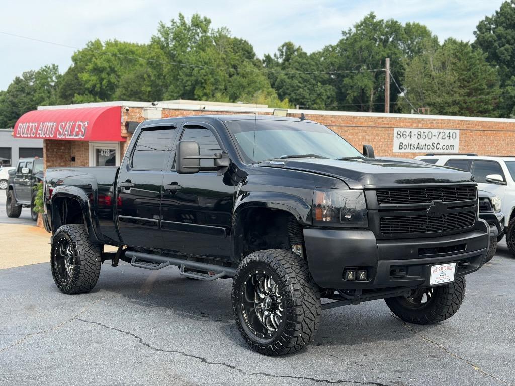 2007 Chevrolet Silverado - $18,999