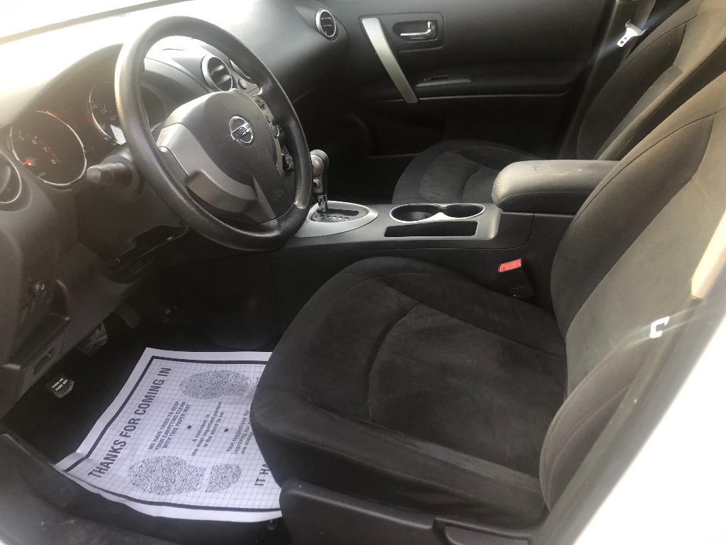 2010 Nissan Rogue SL photo