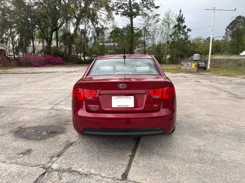 2010 Kia Forte EX photo