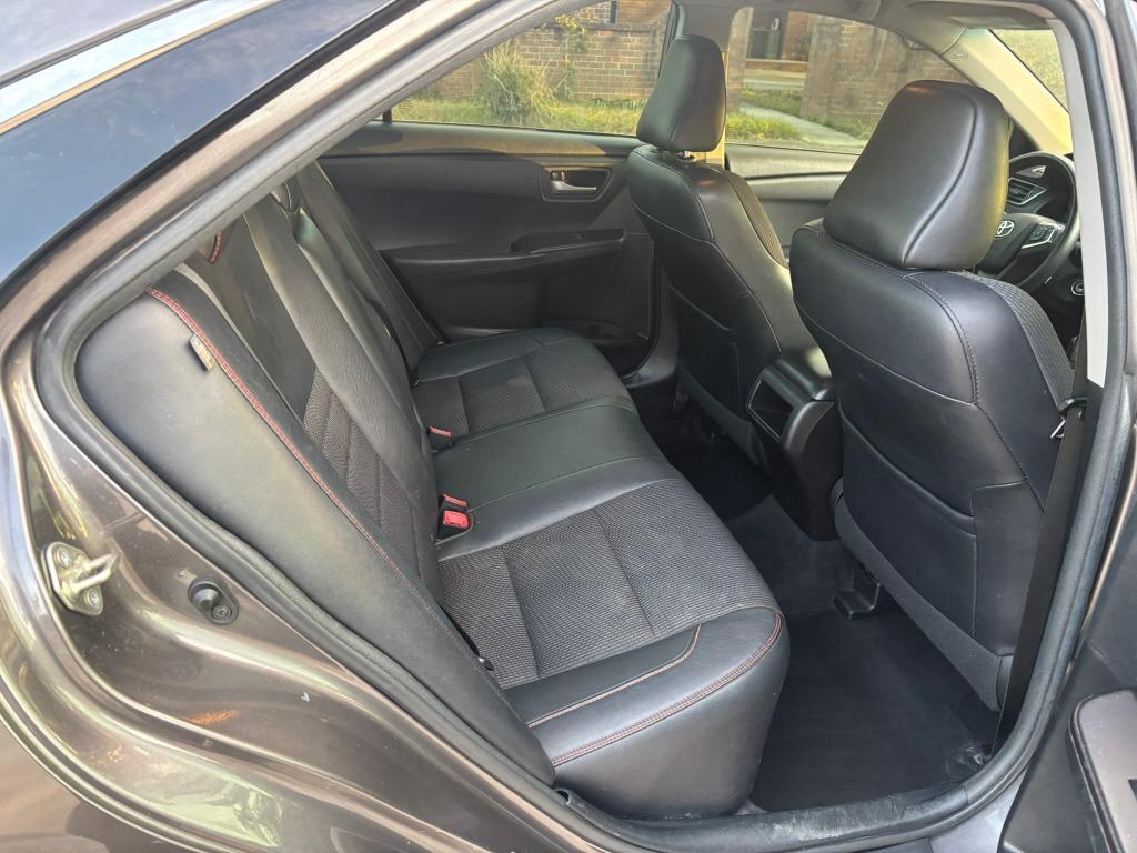 2017 Toyota Camry LE photo