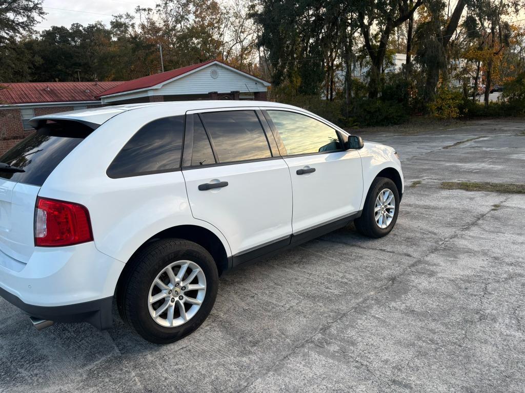 2014 Ford Edge SE photo