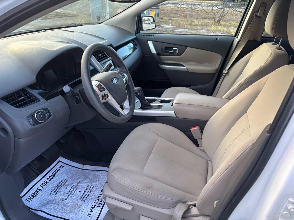 2014 Ford Edge SE photo