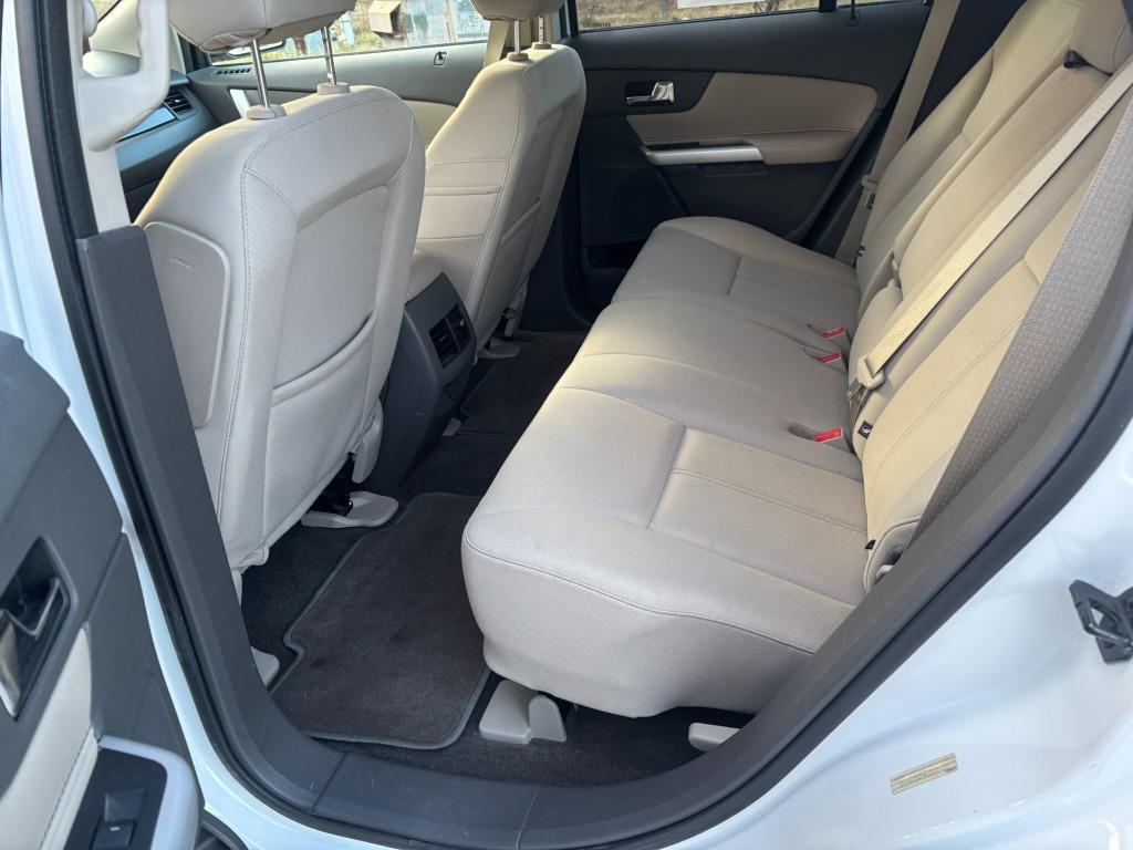 2014 Ford Edge SE photo