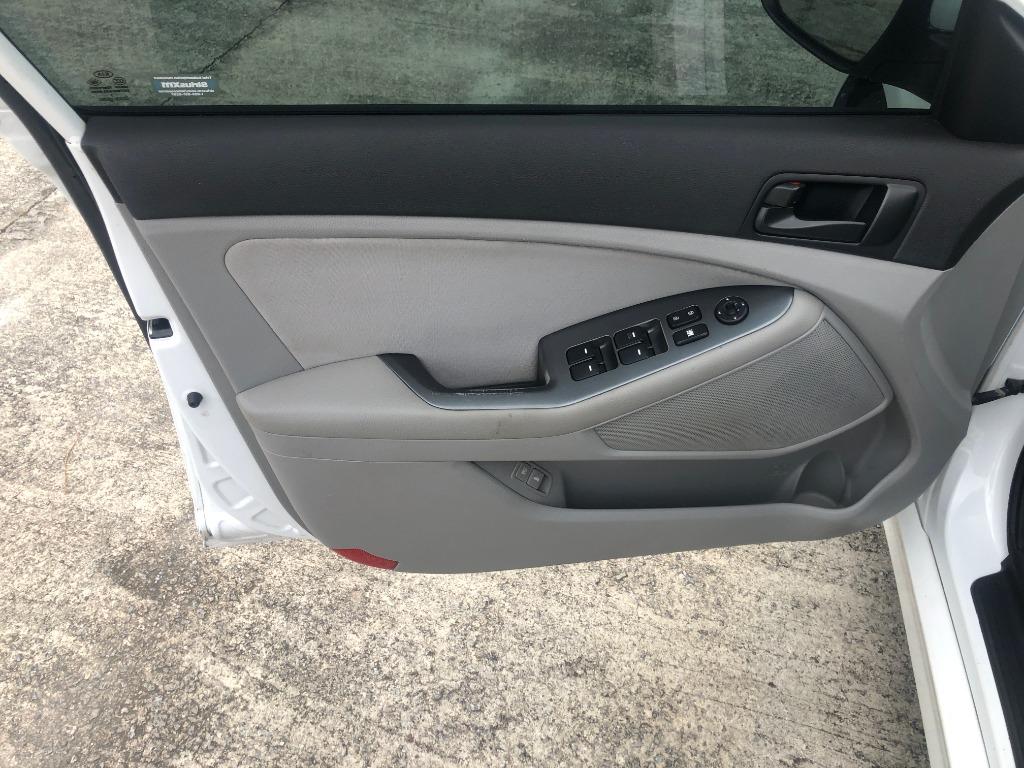 2014 Kia Optima LX photo