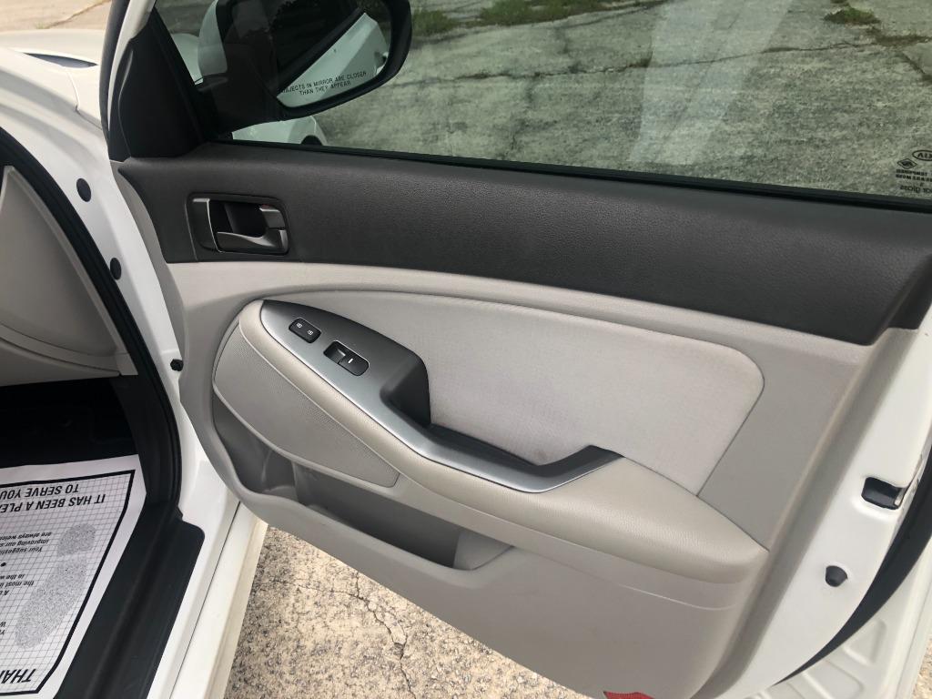 2014 Kia Optima LX photo