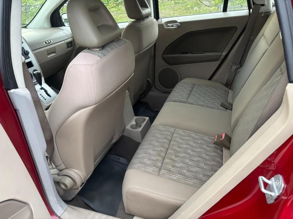 2008 Dodge Caliber SE photo