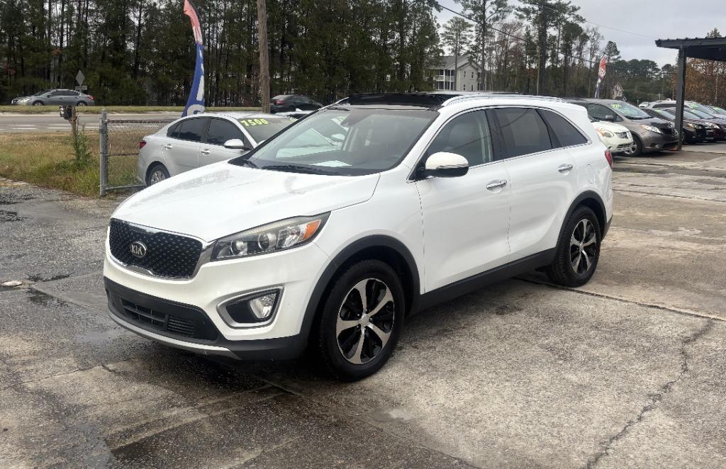 2017 Kia Sorento - $14,995