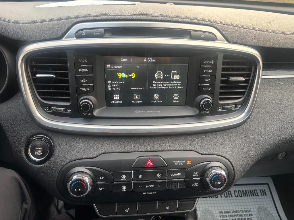2017 Kia Sorento - $14,995