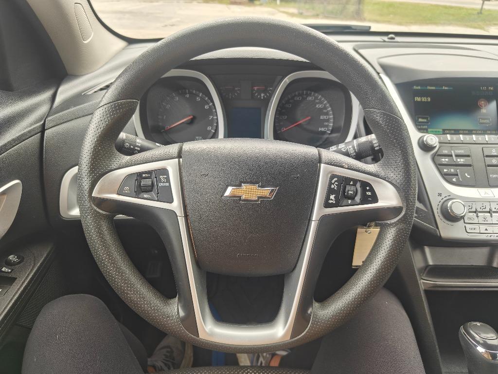 2017 Chevrolet Equinox - $11,900