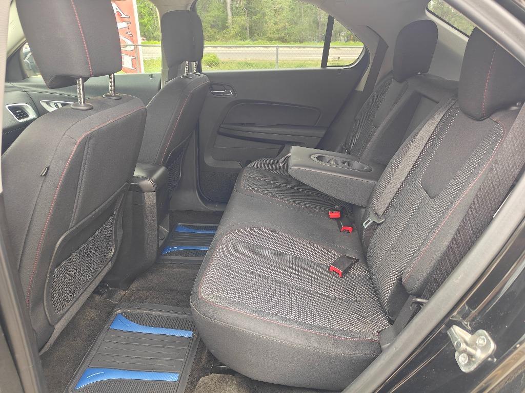 2017 Chevrolet Equinox - $11,900