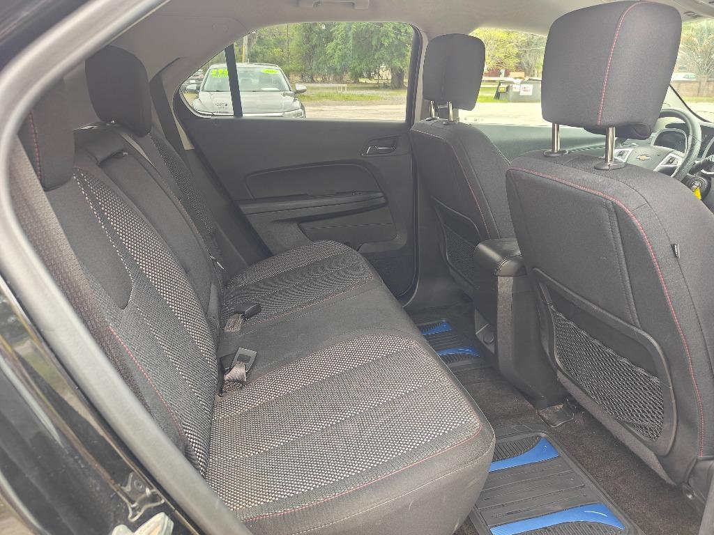 2017 Chevrolet Equinox - $11,900