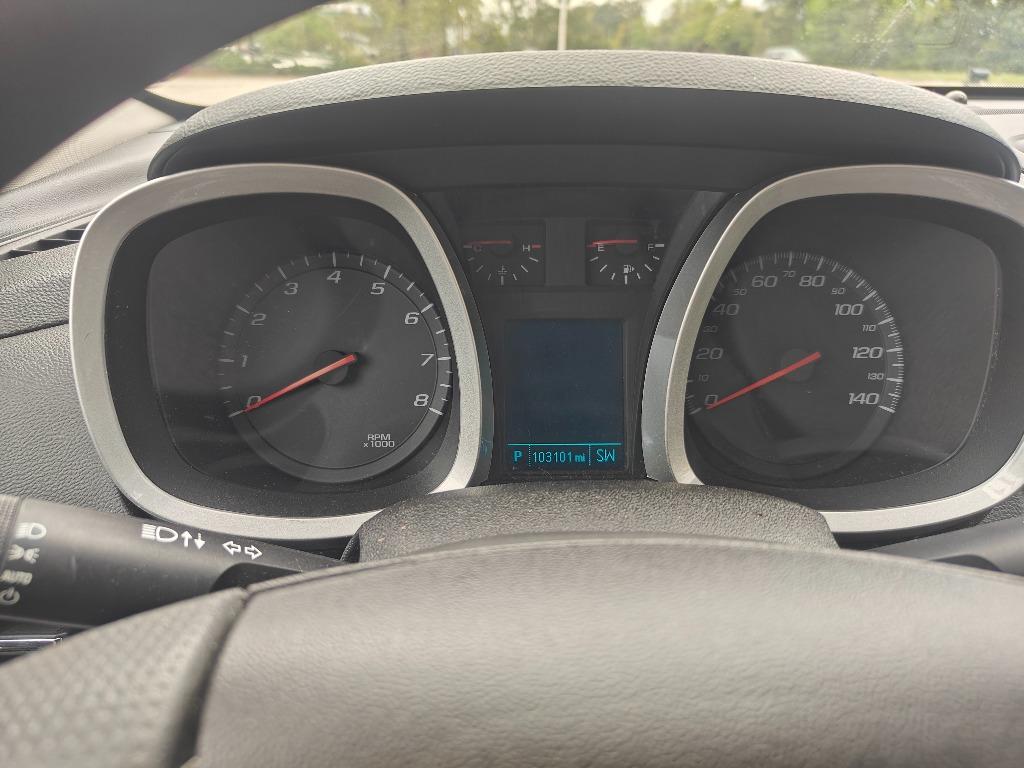 2017 Chevrolet Equinox - $11,900