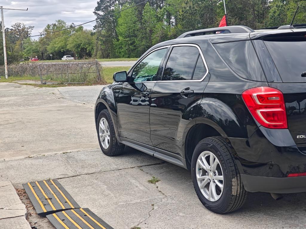 2017 Chevrolet Equinox - $11,900
