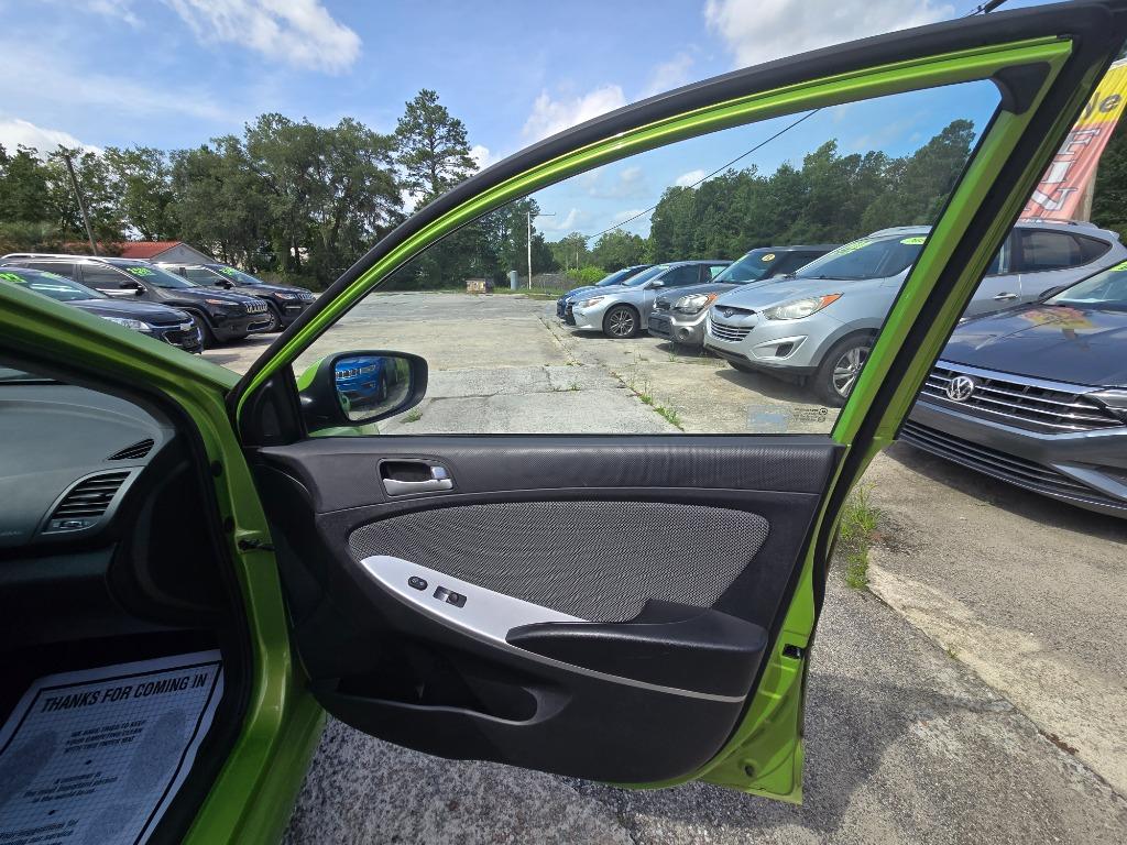2012 Hyundai Accent - $8,995