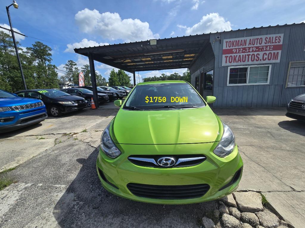 2012 Hyundai Accent - $8,995
